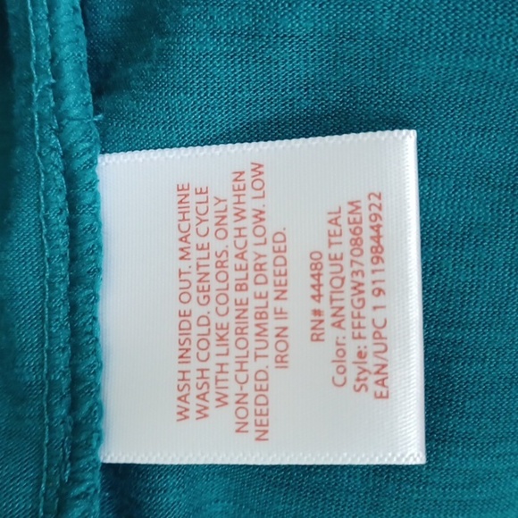 Faded Glory Sleeveless Enbroidered Tank Top, 2X, 23" PTP, 31" L - Picture 6 of 6